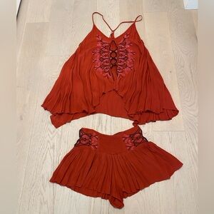 Free People Burnt Orange shorts and blouse set. Only worn once. XS